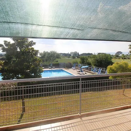 Holiday Villaggio Le Tre Isole San Feliciano Sul Trasimeno Peg011002 Cya דירה מאג'ונה