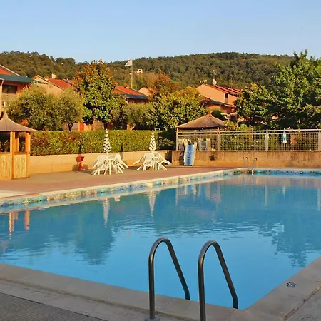 Holiday Villaggio Le Tre Isole San Feliciano Sul Trasimeno Peg011002 Cya
